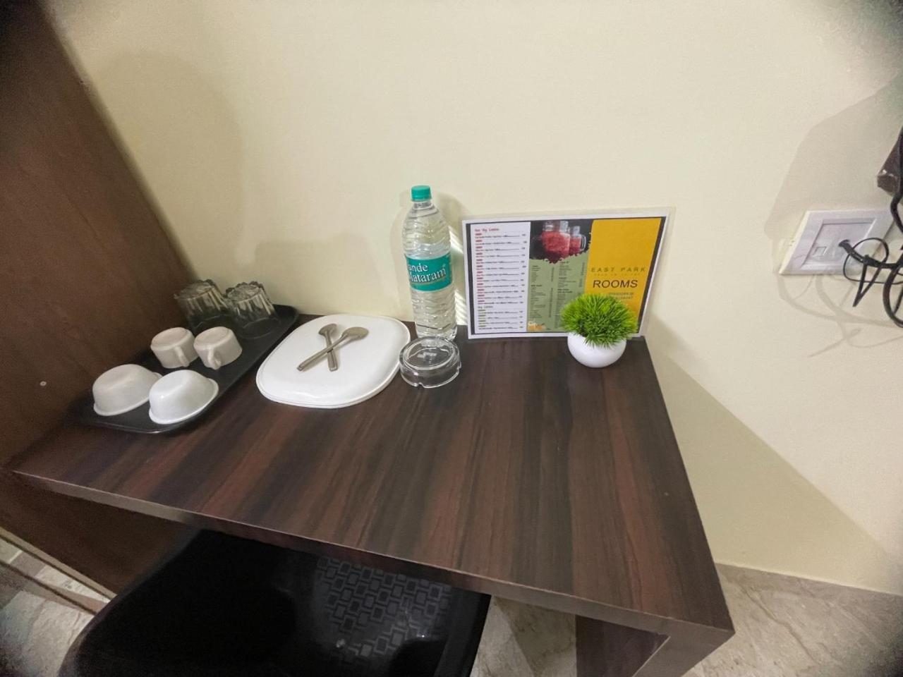 Hotel East Park Electronic City Μπανγκαλόρ Δωμάτιο φωτογραφία